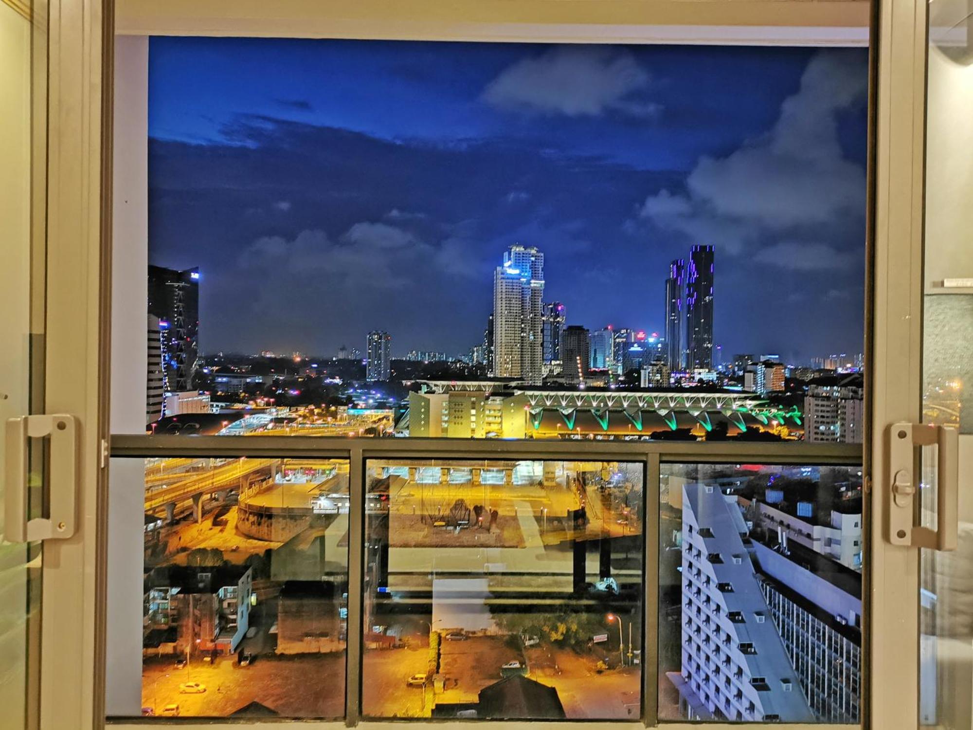 Yussy Homestay At R&F Princess Cove Johor Bahru Exterior photo